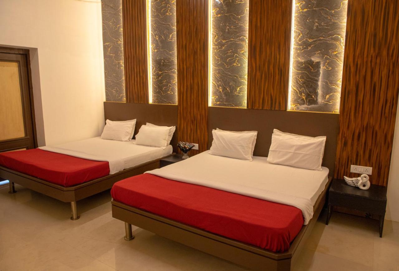 Empire Royale Hotel Мумбаї Екстер'єр фото